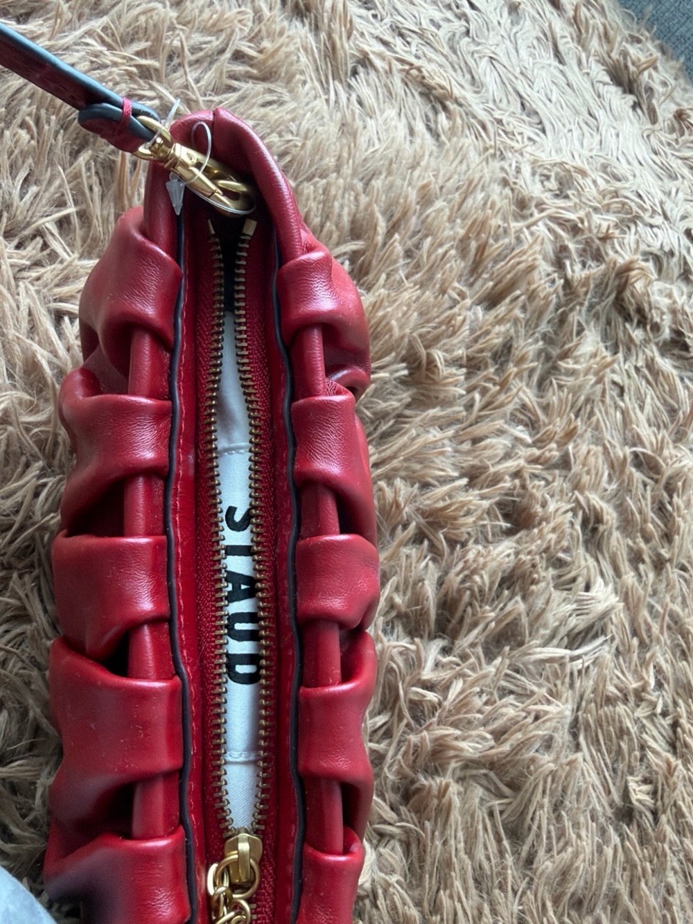 Nwt STAUD Red bean Ruched Shoulder purse Clutch - Picture 2 of 3
